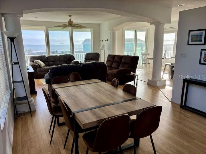 For Sale: $1,095,000 (4 beds, 3 baths, 2909 Square Feet)