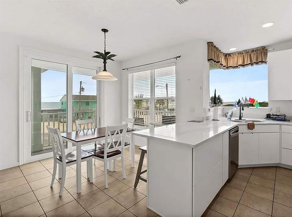 For Sale: $1,095,000 (4 beds, 3 baths, 2909 Square Feet)