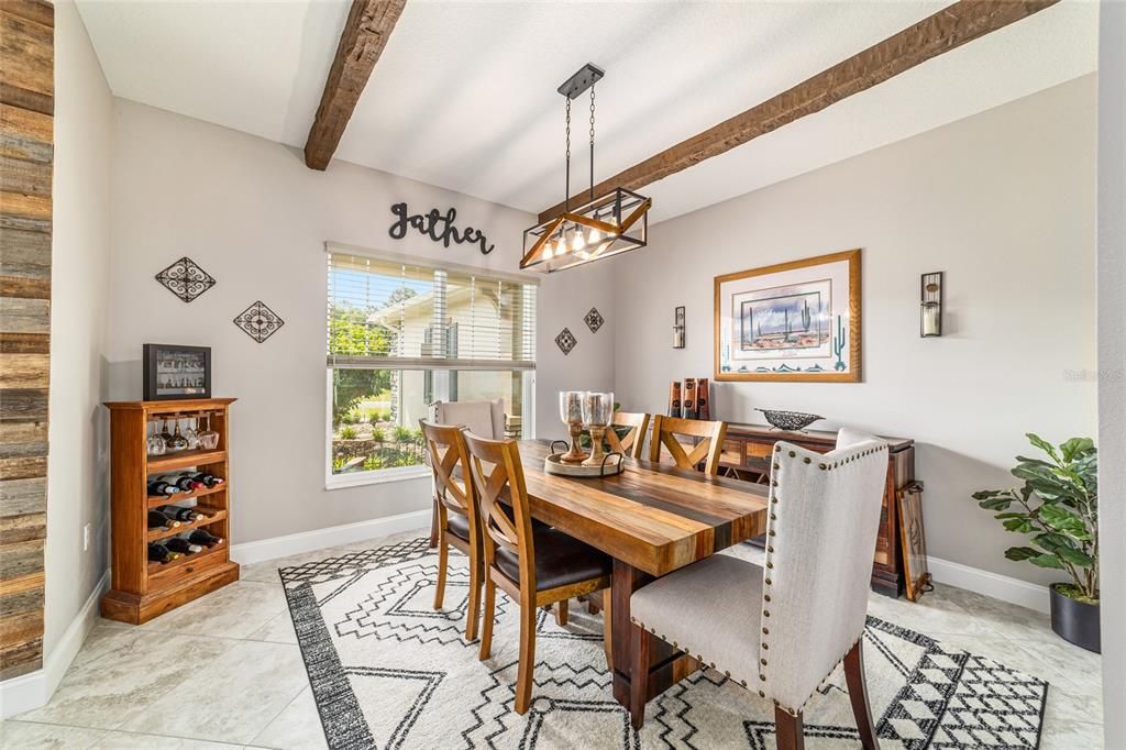 En Venta: $589,900 (4 camas, 3 baños, 2552 Pies cuadrados)