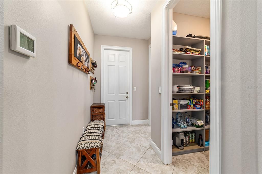 En Venta: $589,900 (4 camas, 3 baños, 2552 Pies cuadrados)