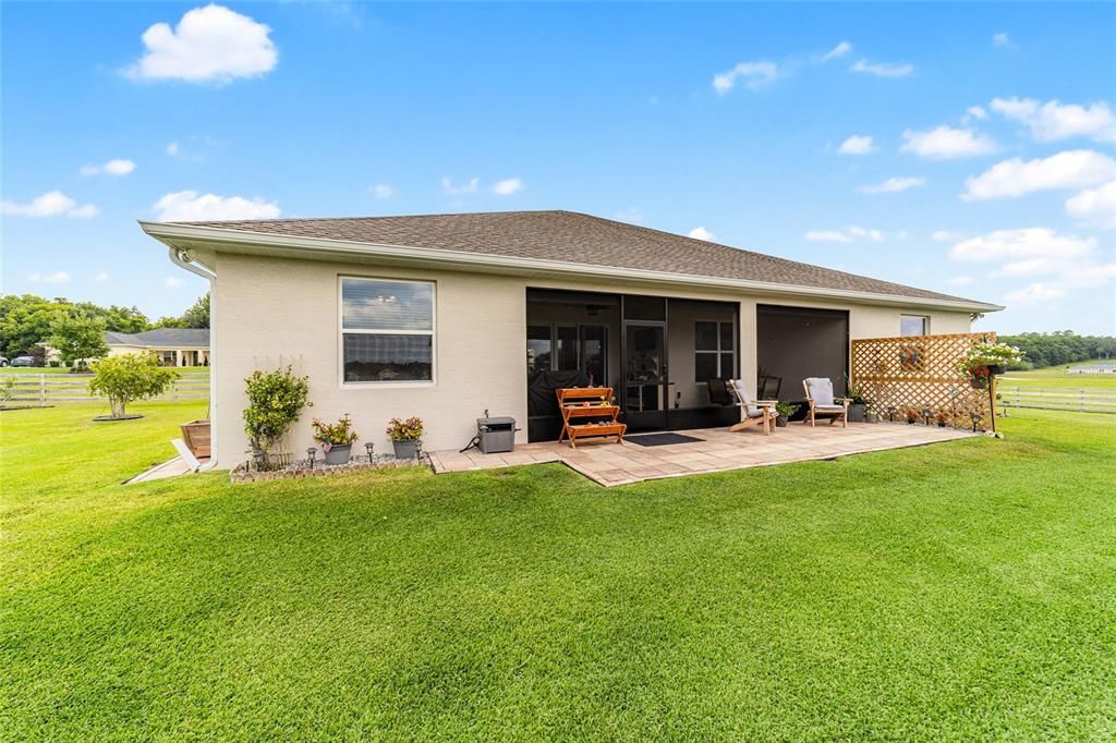 En Venta: $589,900 (4 camas, 3 baños, 2552 Pies cuadrados)