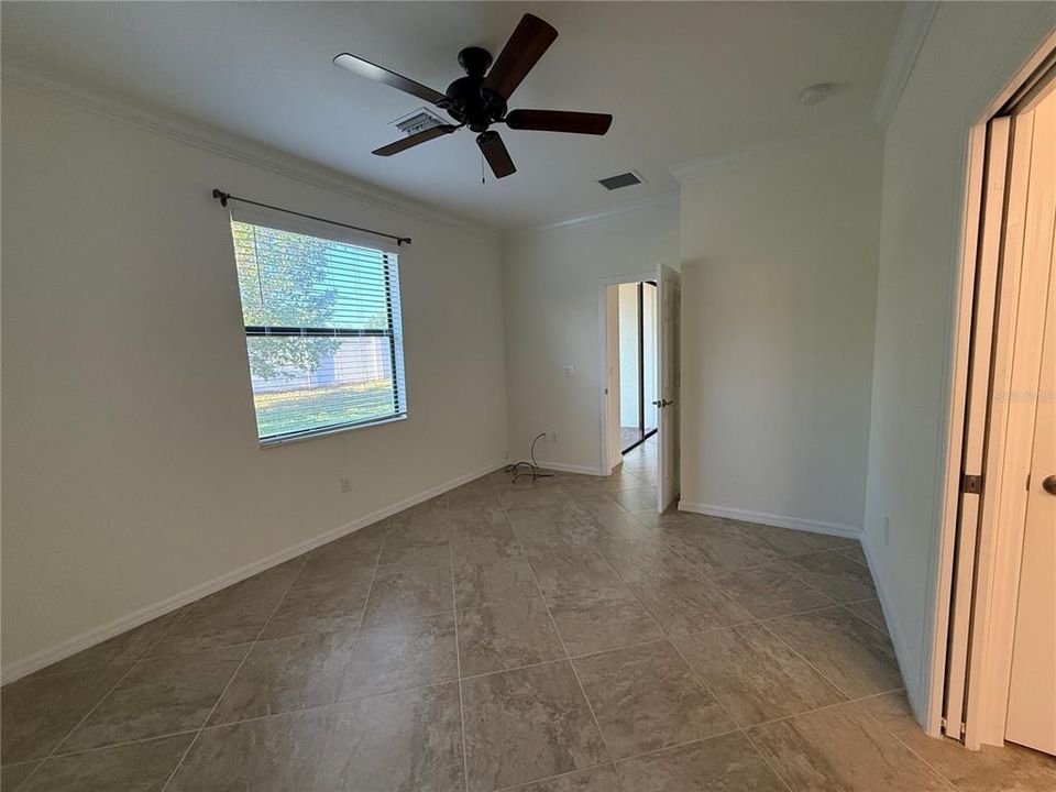 For Rent: $2,500 (3 beds, 2 baths, 1412 Square Feet)