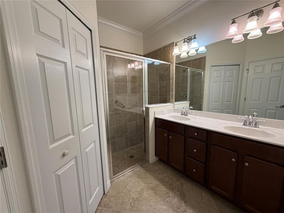 For Rent: $2,500 (3 beds, 2 baths, 1412 Square Feet)