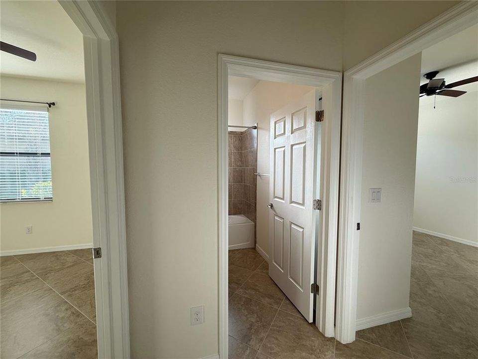 For Rent: $2,500 (3 beds, 2 baths, 1412 Square Feet)