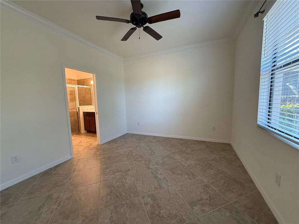 For Rent: $2,500 (3 beds, 2 baths, 1412 Square Feet)