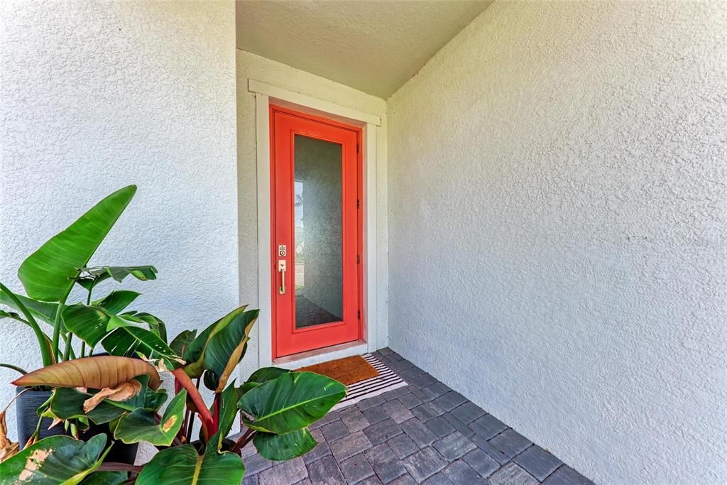Activo con contrato: $659,900 (4 camas, 3 baños, 2549 Pies cuadrados)