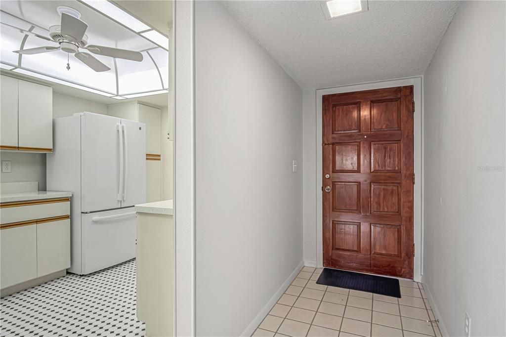 For Sale: $135,000 (2 beds, 2 baths, 1184 Square Feet)