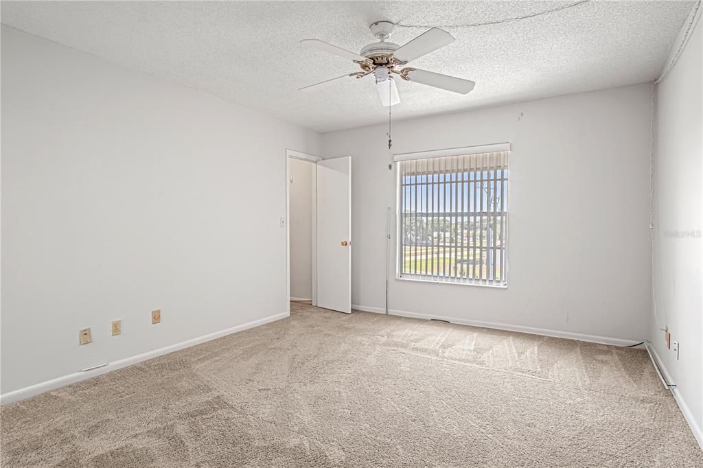 For Sale: $135,000 (2 beds, 2 baths, 1184 Square Feet)