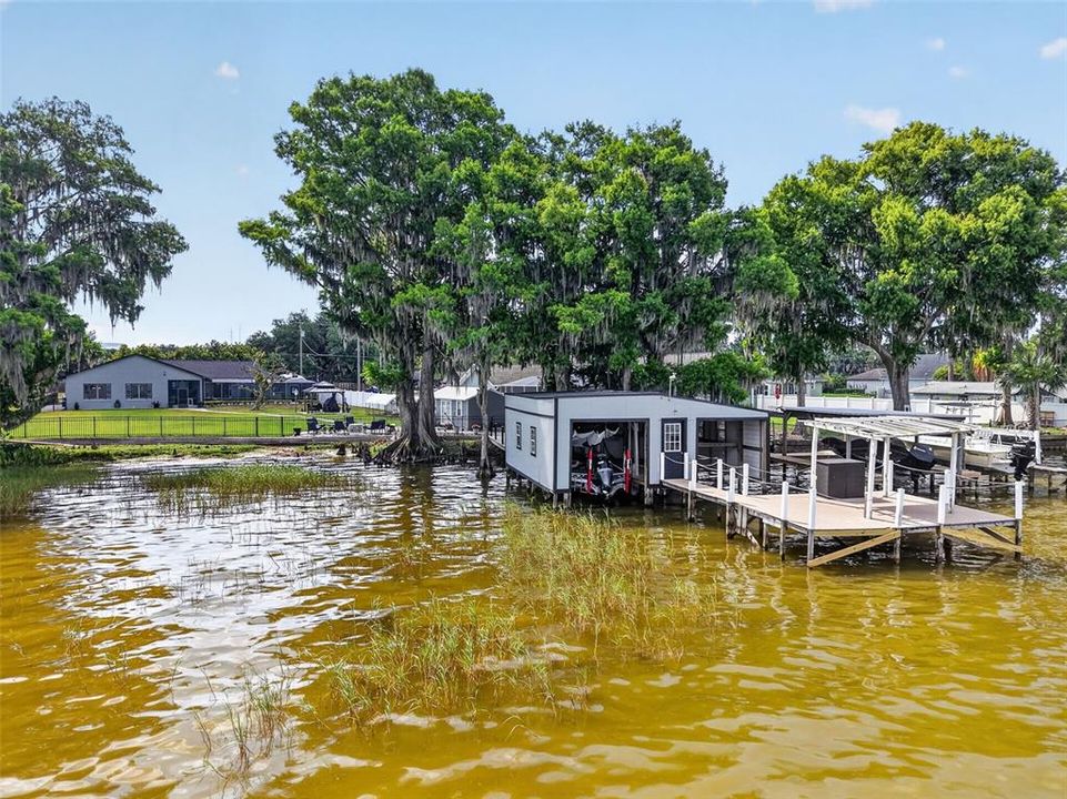 For Sale: $1,100,000 (4 beds, 4 baths, 3388 Square Feet)