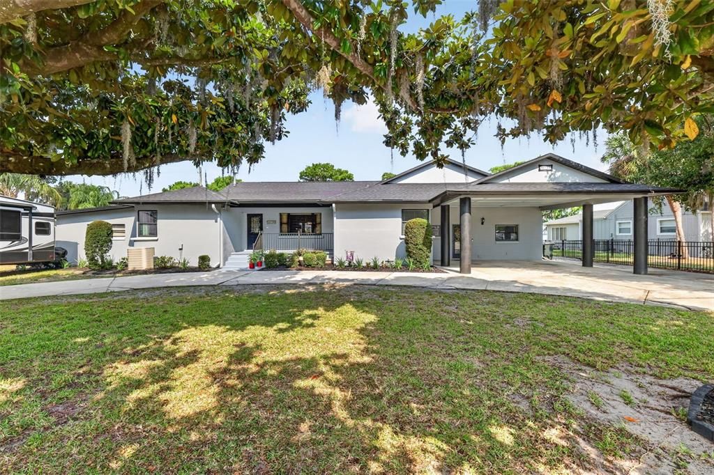 For Sale: $1,100,000 (4 beds, 4 baths, 3388 Square Feet)