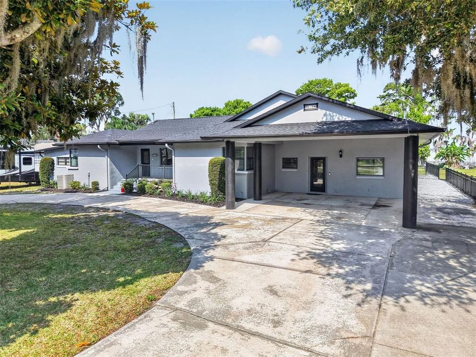For Sale: $1,100,000 (4 beds, 4 baths, 3388 Square Feet)