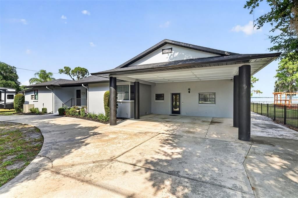 For Sale: $1,100,000 (4 beds, 4 baths, 3388 Square Feet)