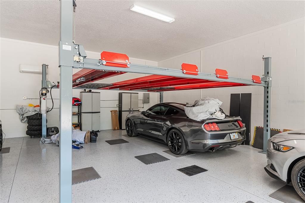 En Venta: $999,999 (3 camas, 2 baños, 1666 Pies cuadrados)