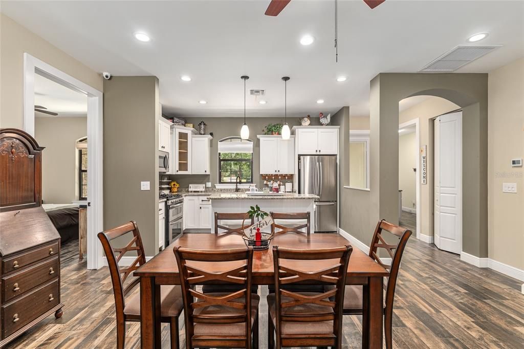 En Venta: $999,999 (3 camas, 2 baños, 1666 Pies cuadrados)