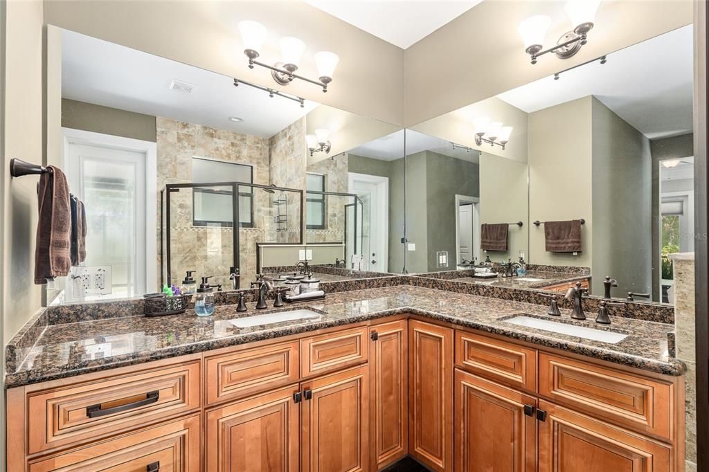 En Venta: $999,999 (3 camas, 2 baños, 1666 Pies cuadrados)