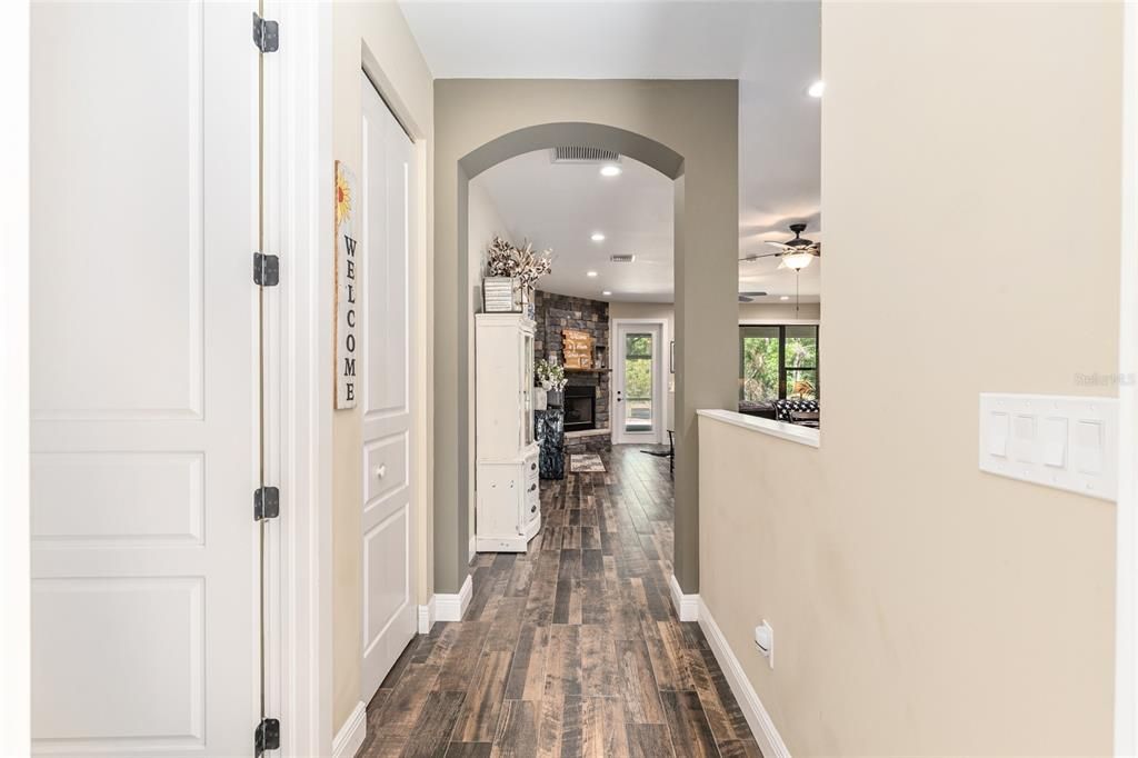 En Venta: $999,999 (3 camas, 2 baños, 1666 Pies cuadrados)