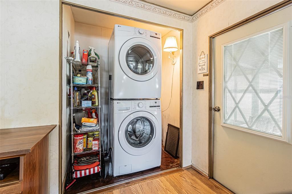 На продажу: $125,000 (3 спален, 2 ванн, 1344 Квадратных фут)