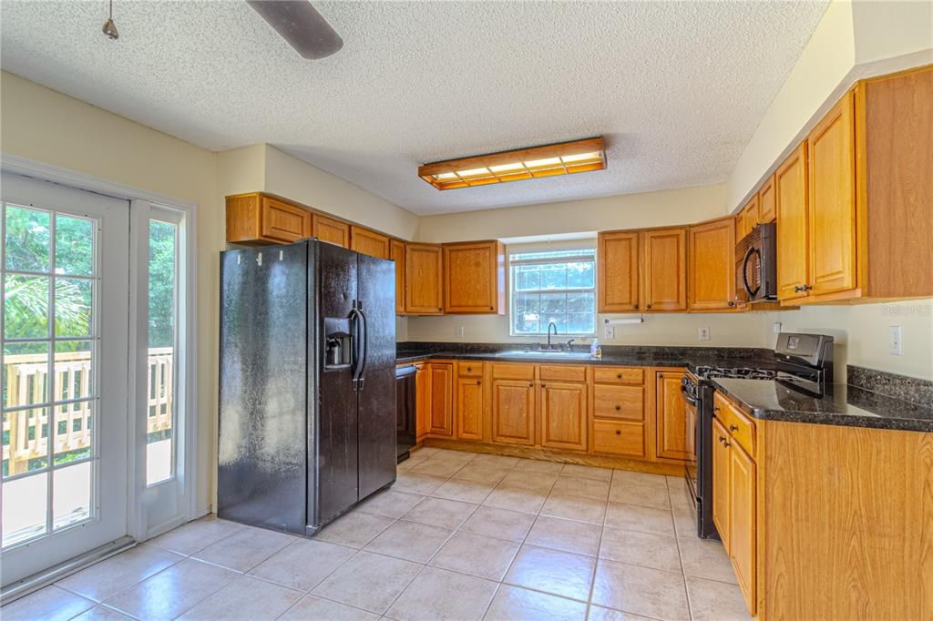 En Venta: $499,900 (4 camas, 2 baños, 2668 Pies cuadrados)