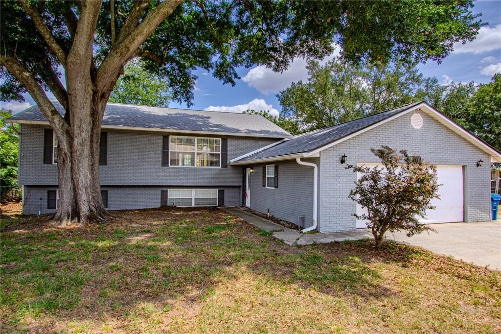 En Venta: $499,900 (4 camas, 2 baños, 2668 Pies cuadrados)