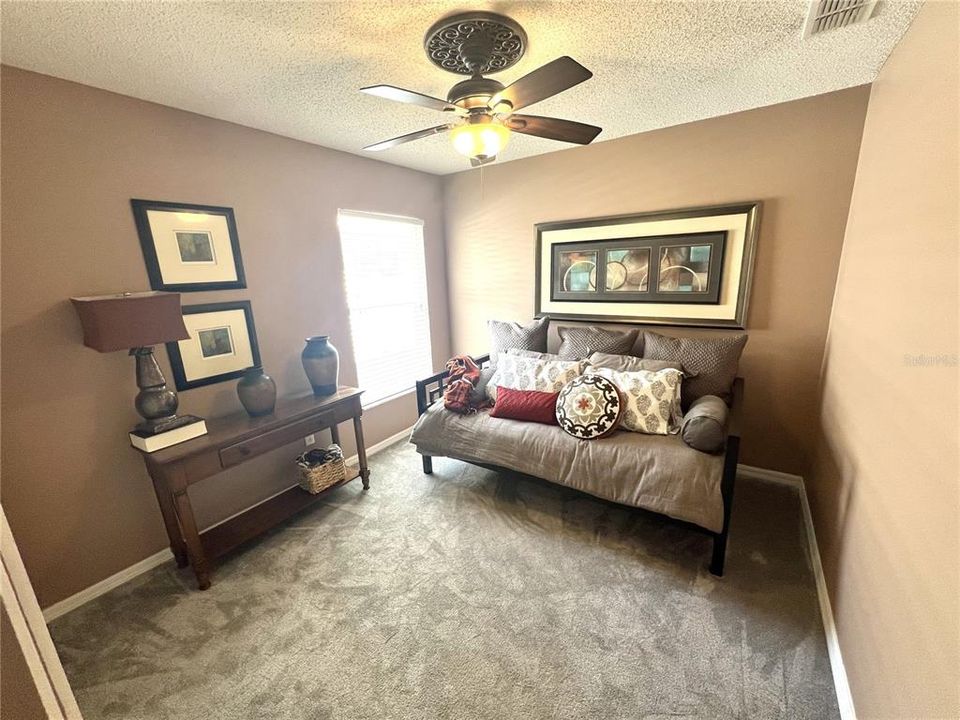 Active With Contract: $420,000 (3 beds, 2 baths, 1642 Square Feet)