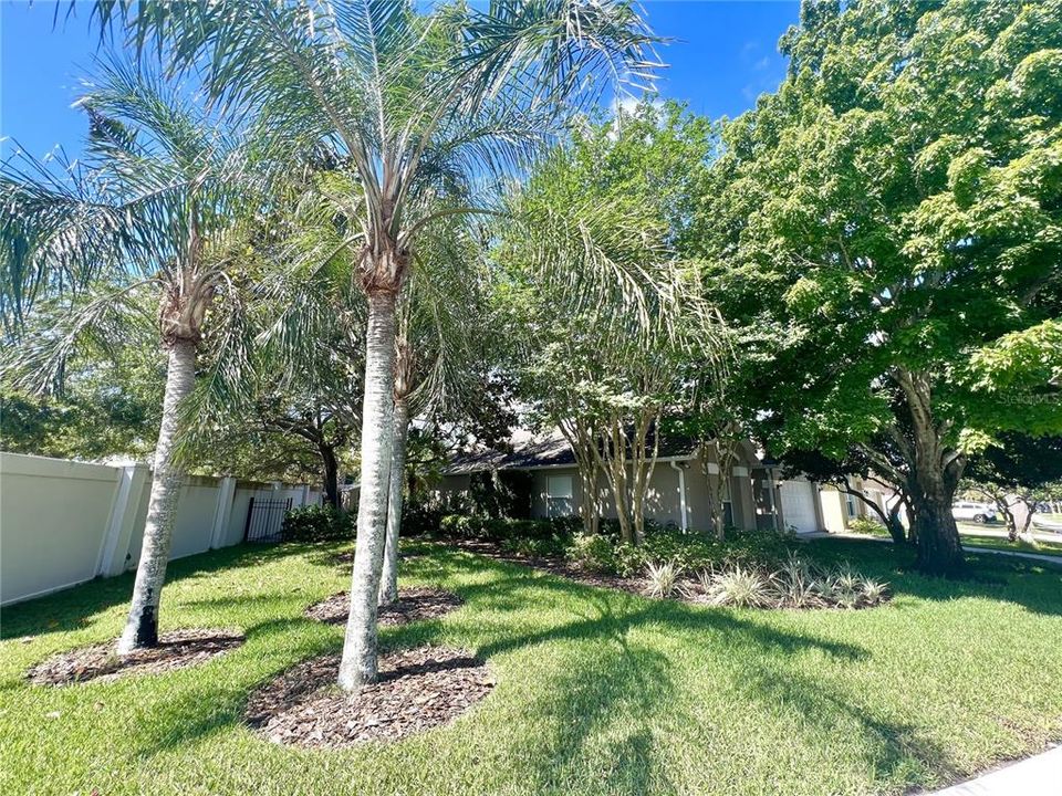 Active With Contract: $420,000 (3 beds, 2 baths, 1642 Square Feet)