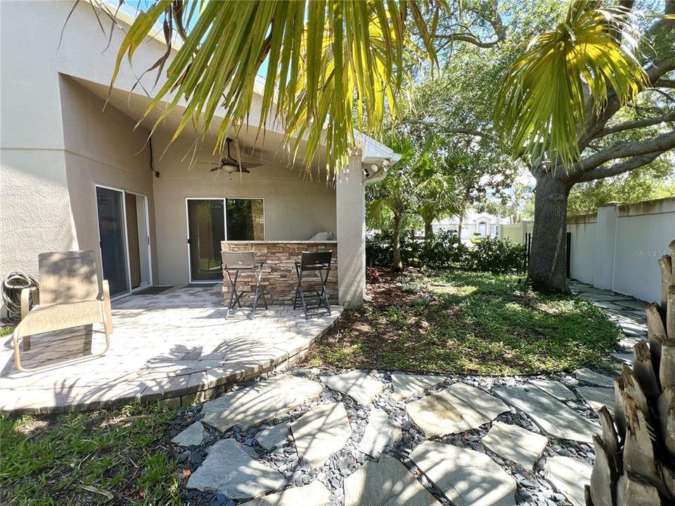 Active With Contract: $420,000 (3 beds, 2 baths, 1642 Square Feet)