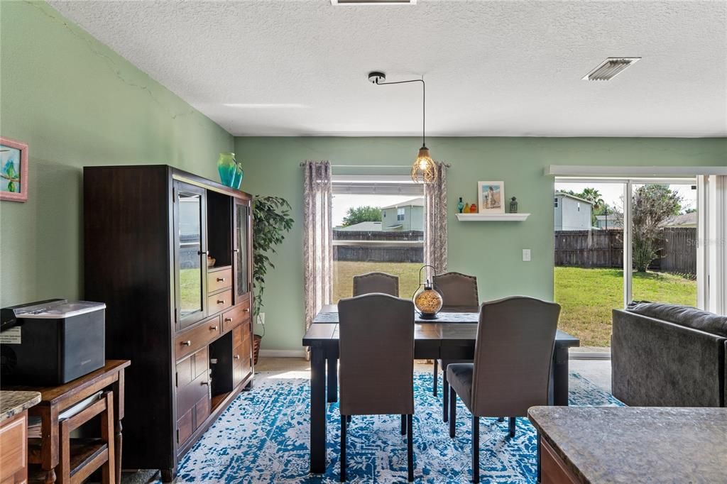 For Sale: $369,000 (4 beds, 2 baths, 1741 Square Feet)