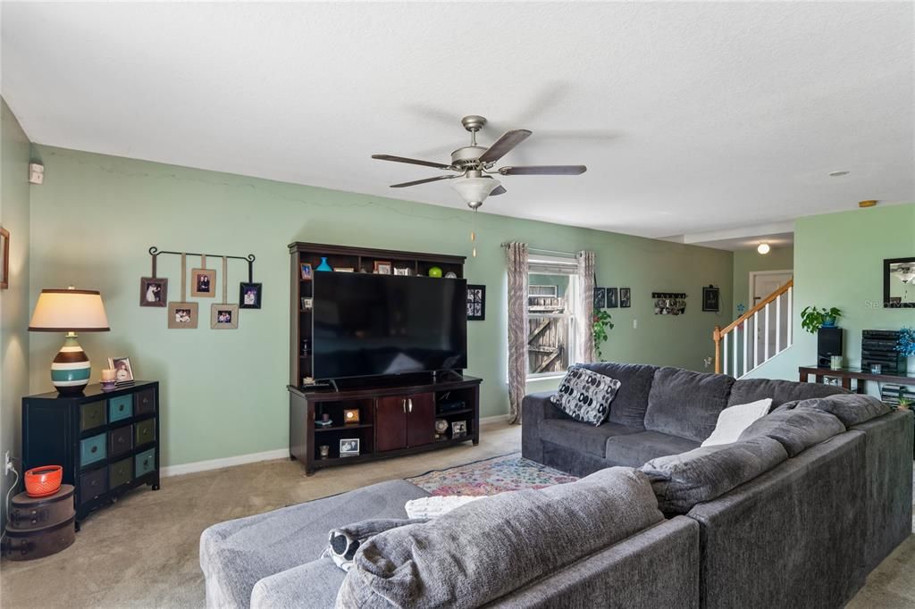 For Sale: $369,000 (4 beds, 2 baths, 1741 Square Feet)