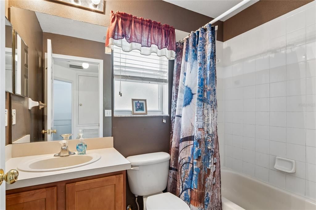 For Sale: $369,000 (4 beds, 2 baths, 1741 Square Feet)