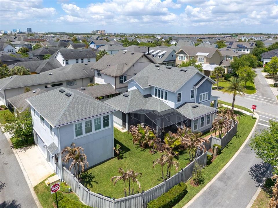En Venta: $1,099,000 (5 camas, 4 baños, 3436 Pies cuadrados)