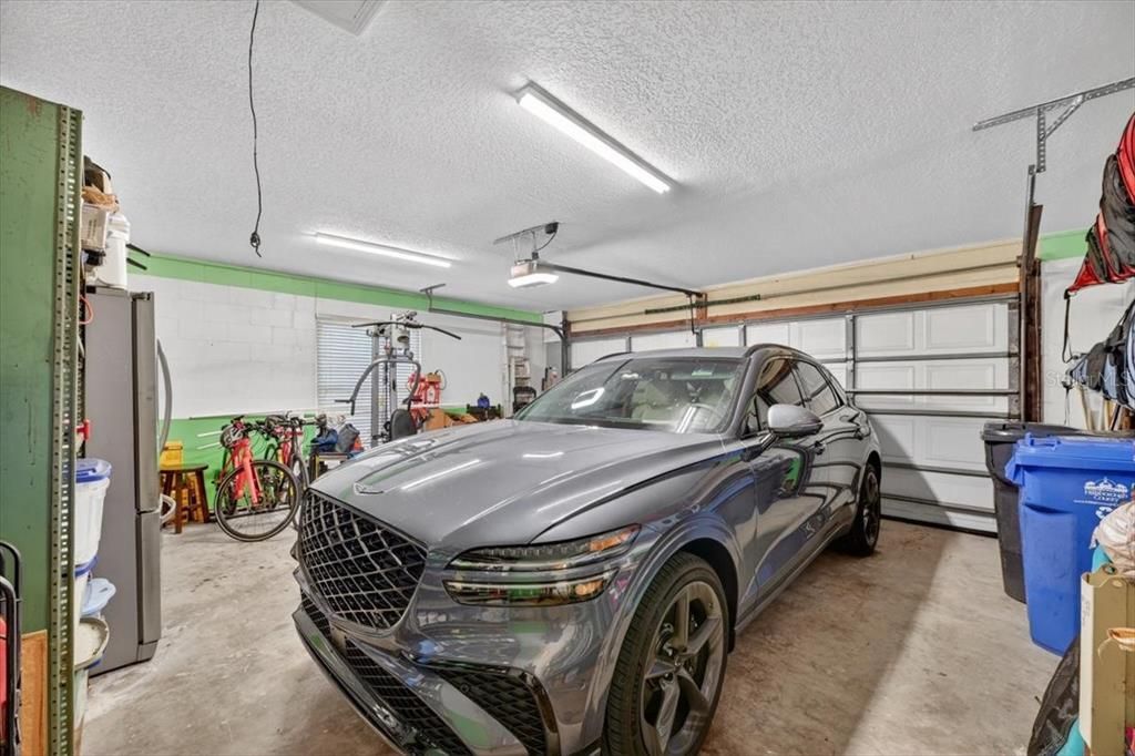 Activo con contrato: $665,000 (4 camas, 3 baños, 2766 Pies cuadrados)