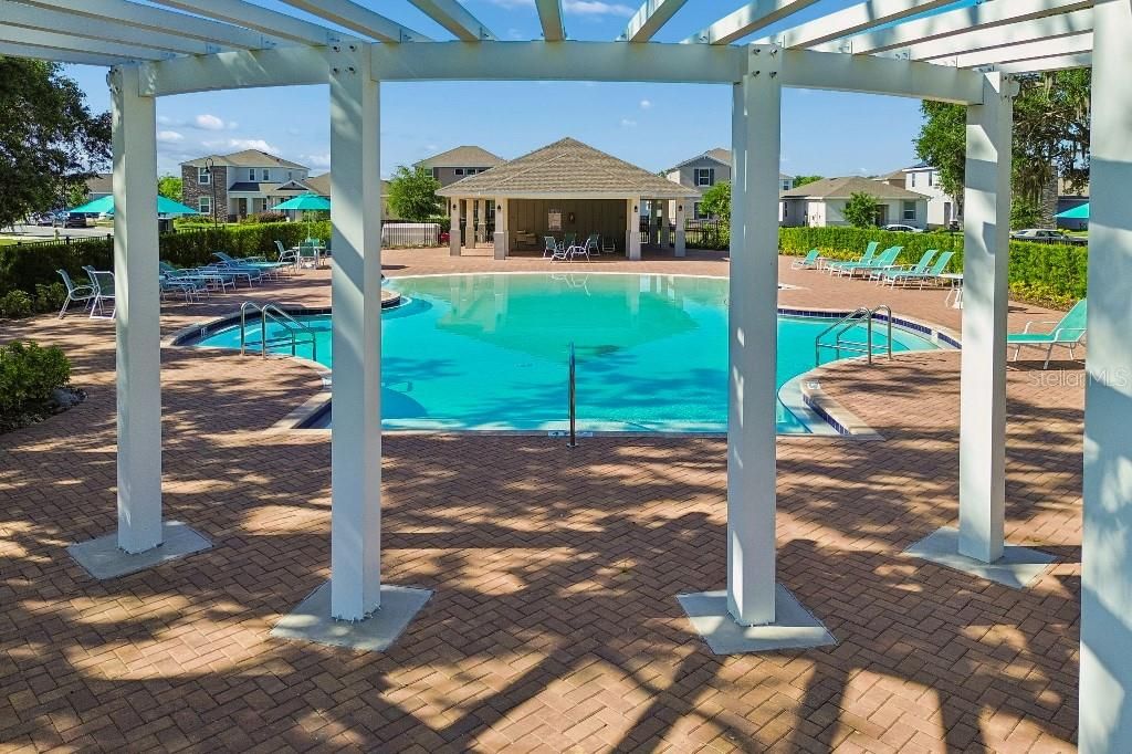 En Venta: $574,999 (5 camas, 3 baños, 3222 Pies cuadrados)
