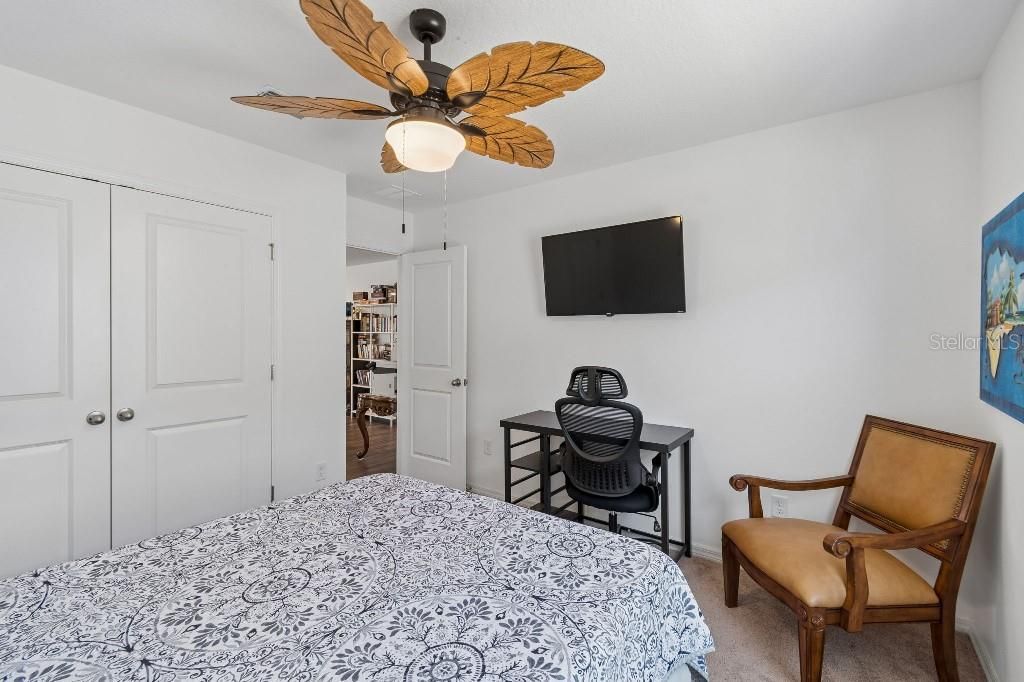 En Venta: $574,999 (5 camas, 3 baños, 3222 Pies cuadrados)