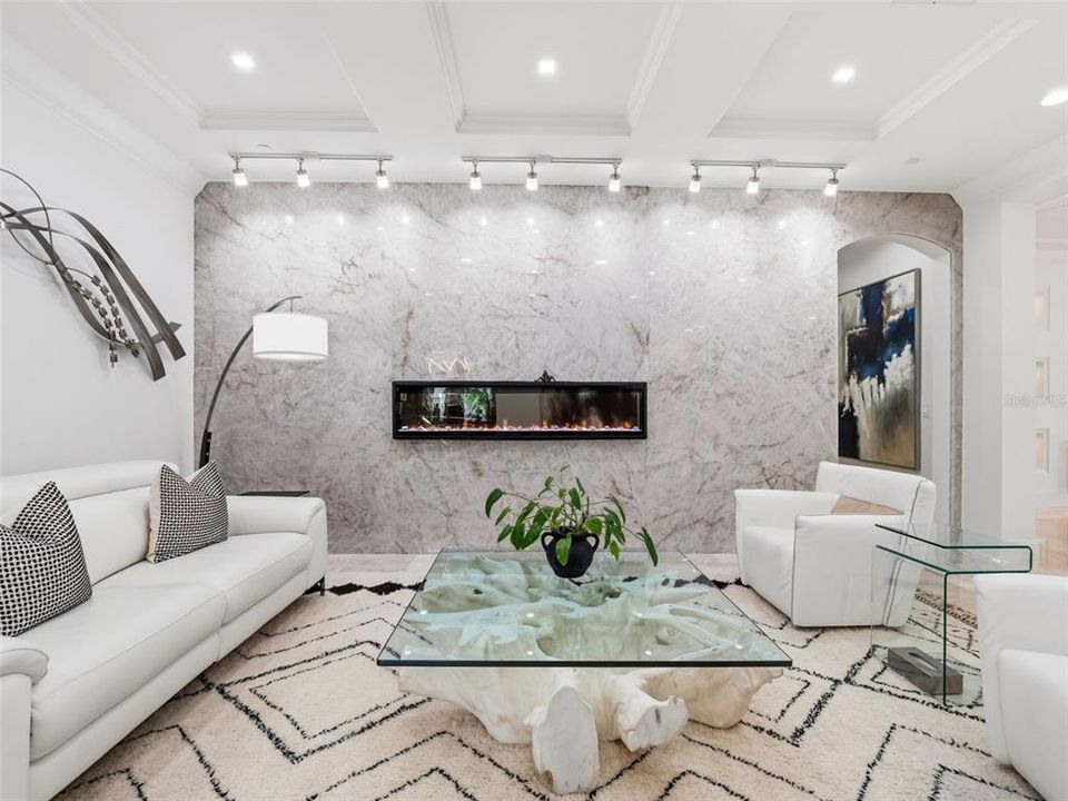 En Venta: $2,100,000 (3 camas, 3 baños, 3081 Pies cuadrados)