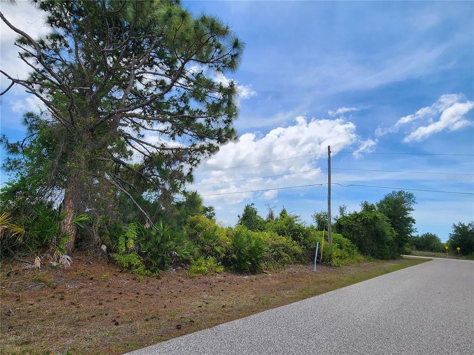 En Venta: $49,000 (0.46 acres)