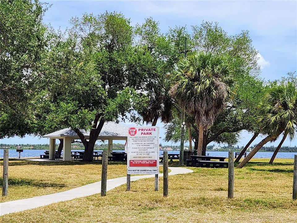 En Venta: $49,000 (0.46 acres)