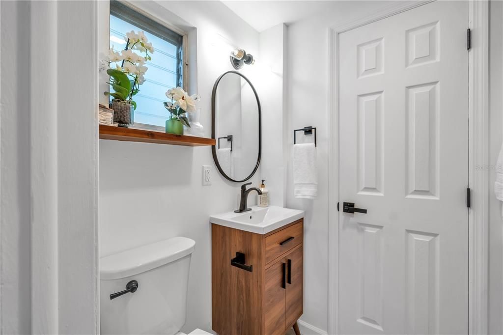 Active With Contract: $360,000 (3 beds, 2 baths, 1133 Square Feet)