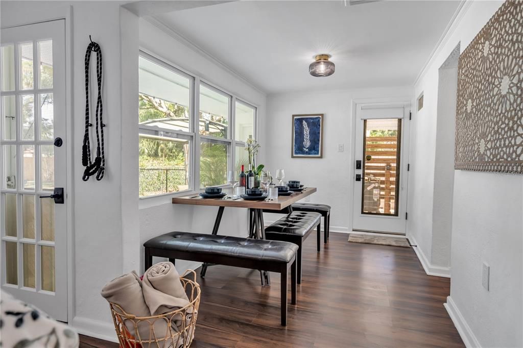 Active With Contract: $360,000 (3 beds, 2 baths, 1133 Square Feet)
