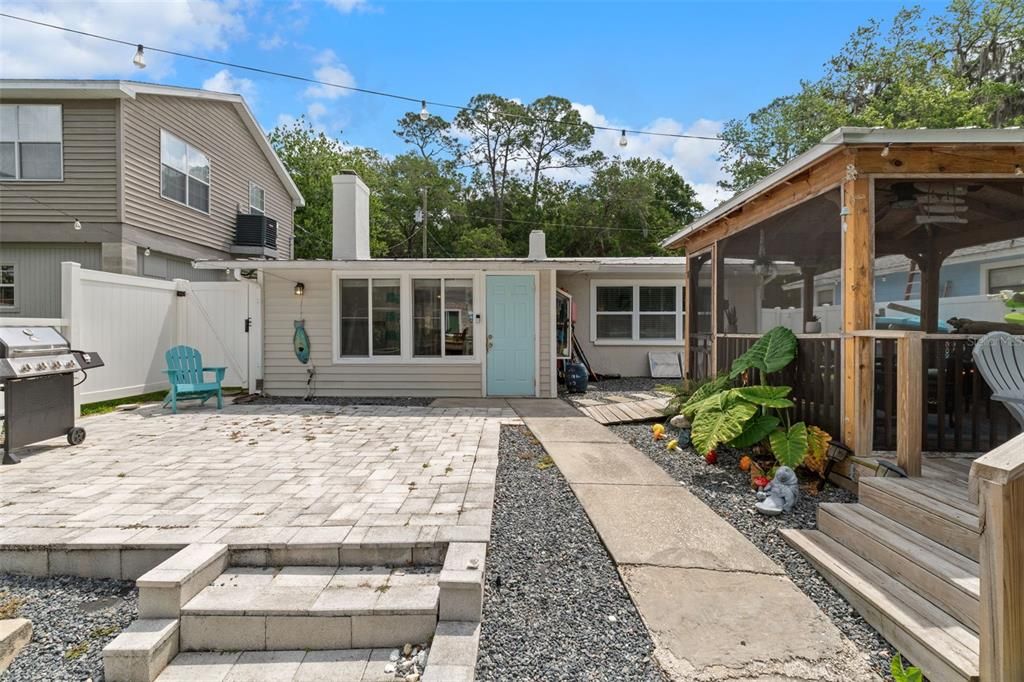 На продажу: $475,000 (2 спален, 1 ванн, 1198 Квадратных фут)