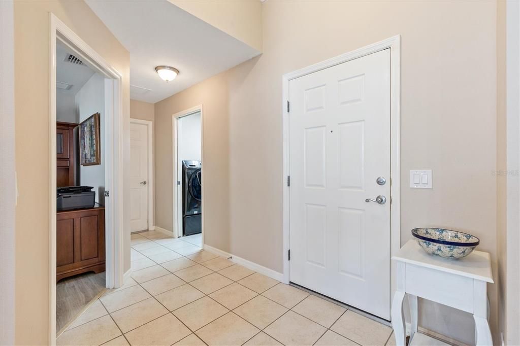 Active With Contract: $378,000 (3 beds, 2 baths, 1397 Square Feet)