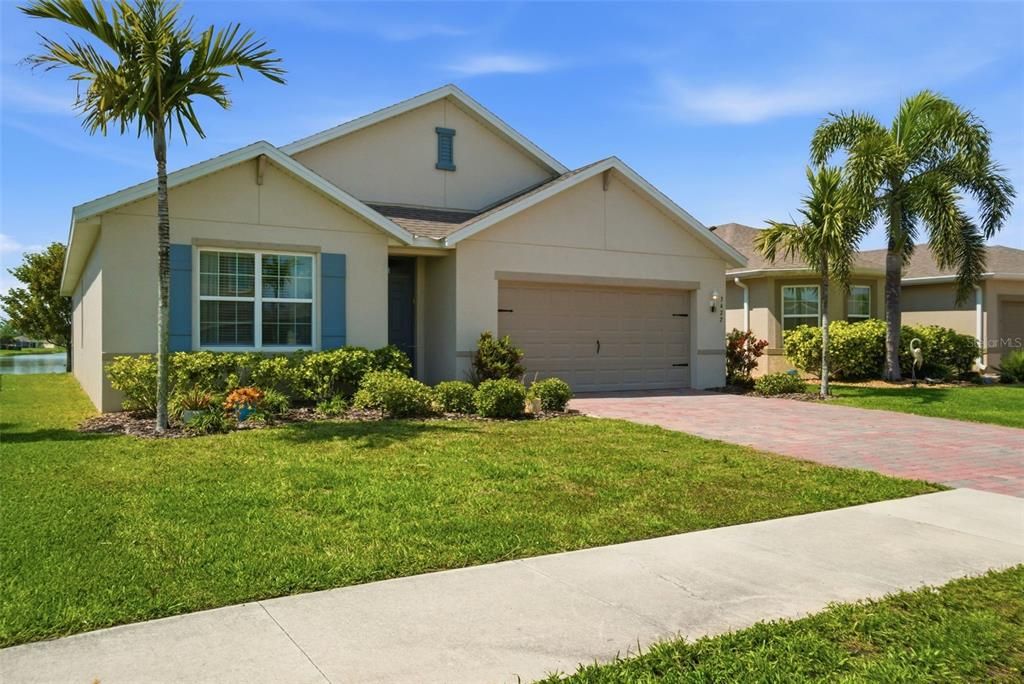 For Sale: $355,000 (4 beds, 2 baths, 1828 Square Feet)