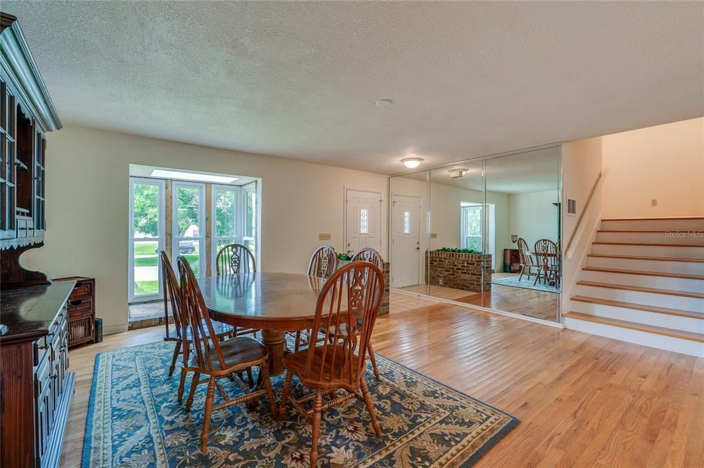 For Sale: $459,000 (3 beds, 2 baths, 2255 Square Feet)