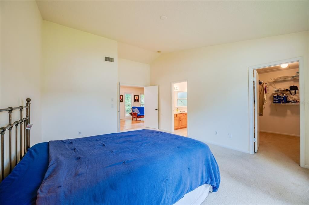 For Sale: $459,000 (3 beds, 2 baths, 2255 Square Feet)