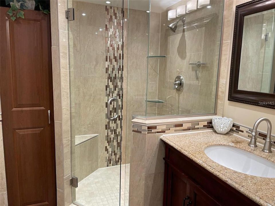 En Venta: $225,000 (2 camas, 2 baños, 1120 Pies cuadrados)