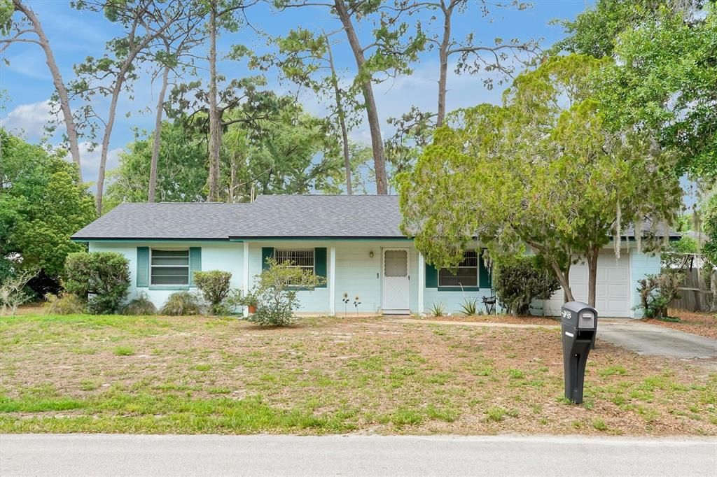 Active With Contract: $317,000 (3 beds, 2 baths, 1280 Square Feet)
