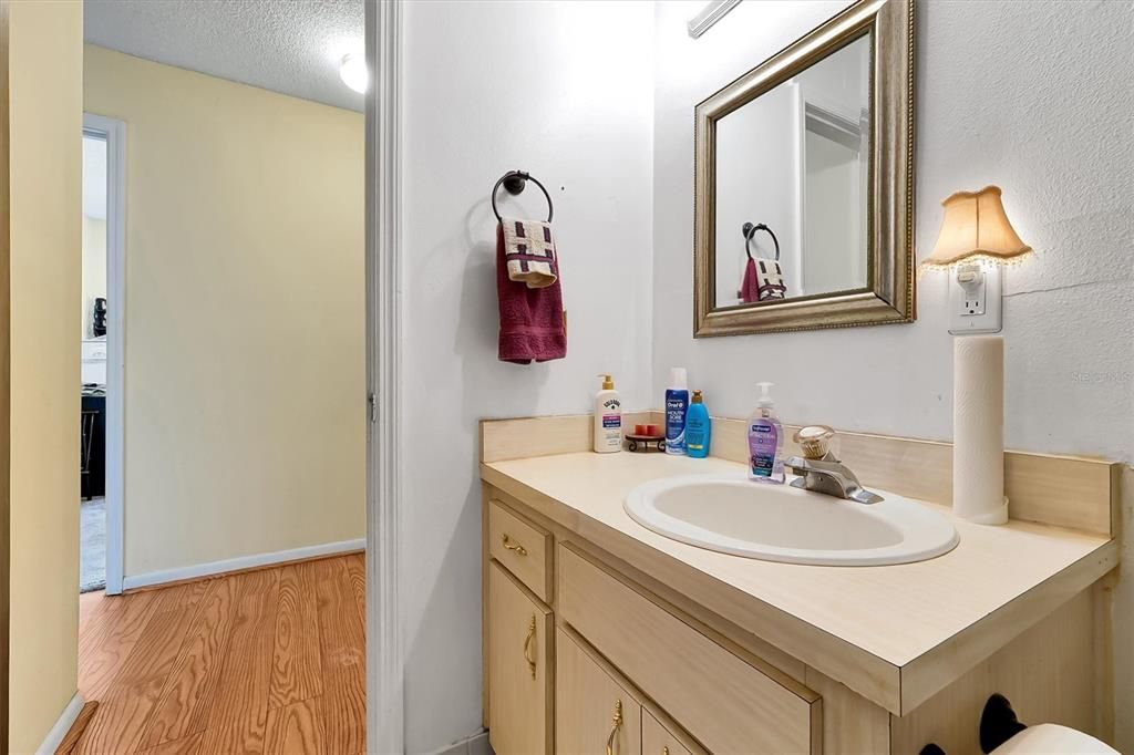 Active With Contract: $317,000 (3 beds, 2 baths, 1280 Square Feet)