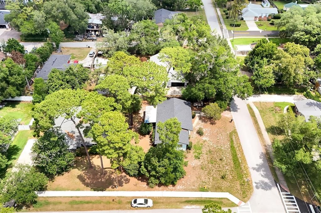 Active With Contract: $317,000 (3 beds, 2 baths, 1280 Square Feet)