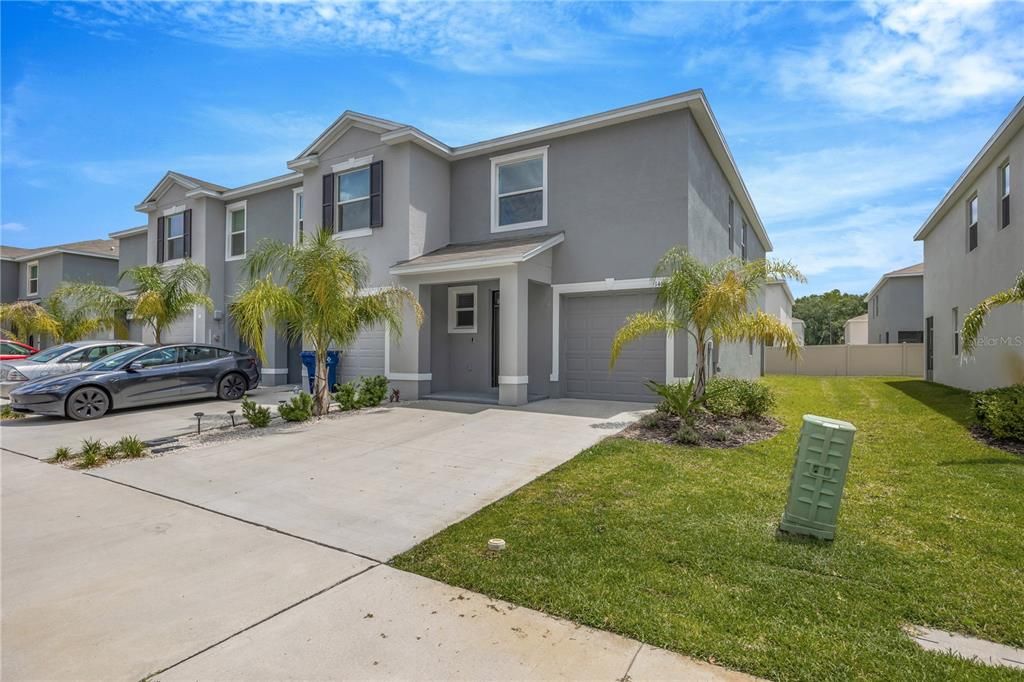 For Sale: $325,000 (3 beds, 2 baths, 1758 Square Feet)