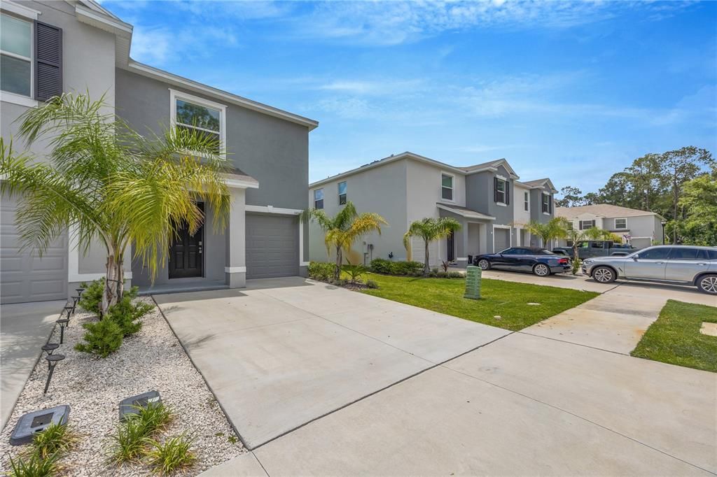 For Sale: $325,000 (3 beds, 2 baths, 1758 Square Feet)