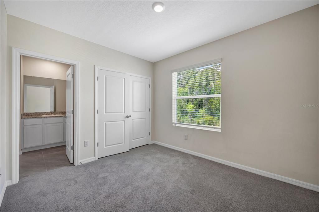 For Sale: $325,000 (3 beds, 2 baths, 1758 Square Feet)
